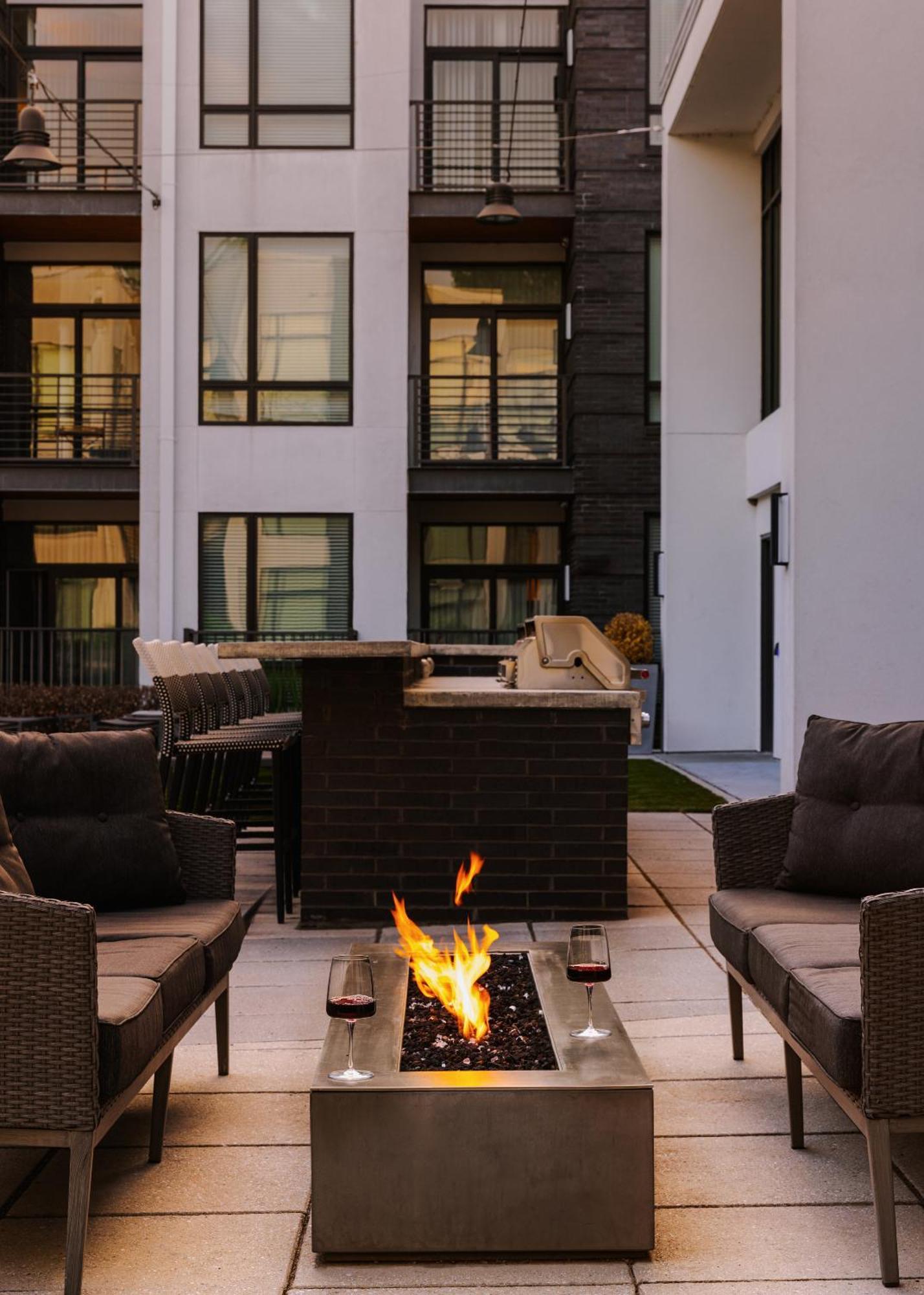נאשוויל Sonder By Marriott Bonvoy Village 21 Apartments Hillsboro Village מראה חיצוני תמונה